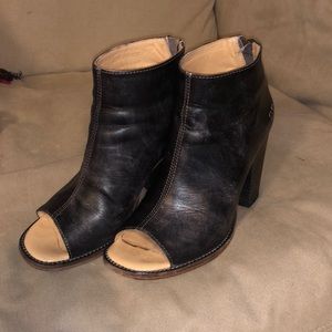 Bed Stu Onset peep toe bootie